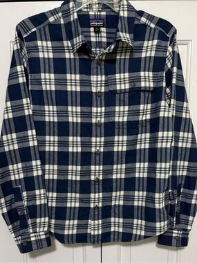 Patagonia Mens XS Blue White Plaid Cotton Flannel Long Sleeve Button Up Shirt
